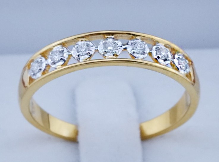 สั่งผลิตเพชรเบลเยี่ยมคัท แหวนแต่งงาน แหวนหมั้น ใส่เที่ยว ออกงาน แหวนทองคำ 18K เพชรแท้ 0.09 กะรัต 2.04 กรัม น้ำ 99 ราคาถูกมาก มีใบรับประกันค่ะ