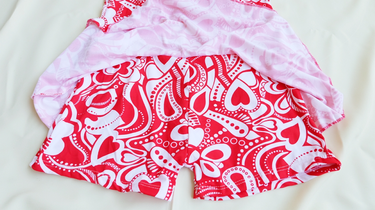 ชุดว่ายน้ำวันพีช รอบอก 34-42 รอบเอว 30-34 สะโพก 40-48 นิ้ว ชุดยาว 30 นิ้วค่ะ เสื้อติดกับกางเกงนะคะ