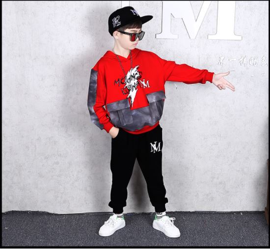 ชุดฮิปฮอปแขนยาวสีดำ-แดง แต่งกระเป๋าหน้า