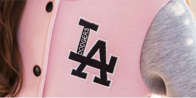 ชุดกันหนาว เซ็ตเสื้อแจ๊คเก็ต สีชมพู+เลกกิ้งกระโปรง