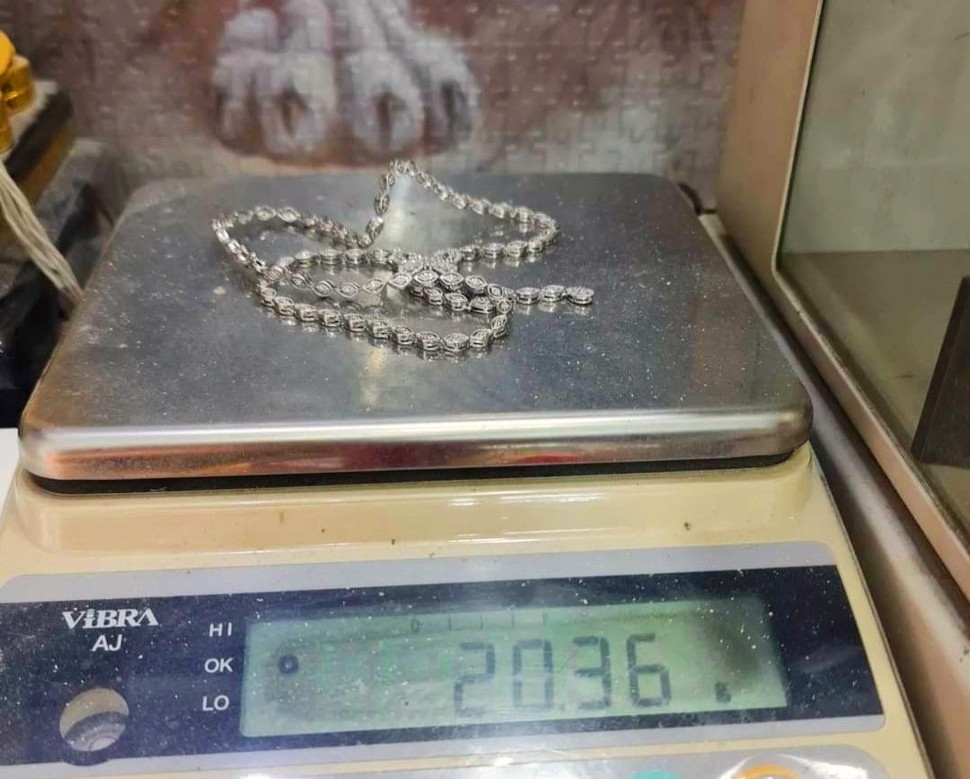 พร้อมส่งและสั่งผลิตสร้อยคอทองเพชรแท้ ผีเสื้อระย้า ใส่เที่ยว ออกงาน ทองคำ 9K เพชรเหลี่ยมเกสรแท้ 1.14 กะรัต 146 เม็ด ราคาถูกมาก ส่งฟรี