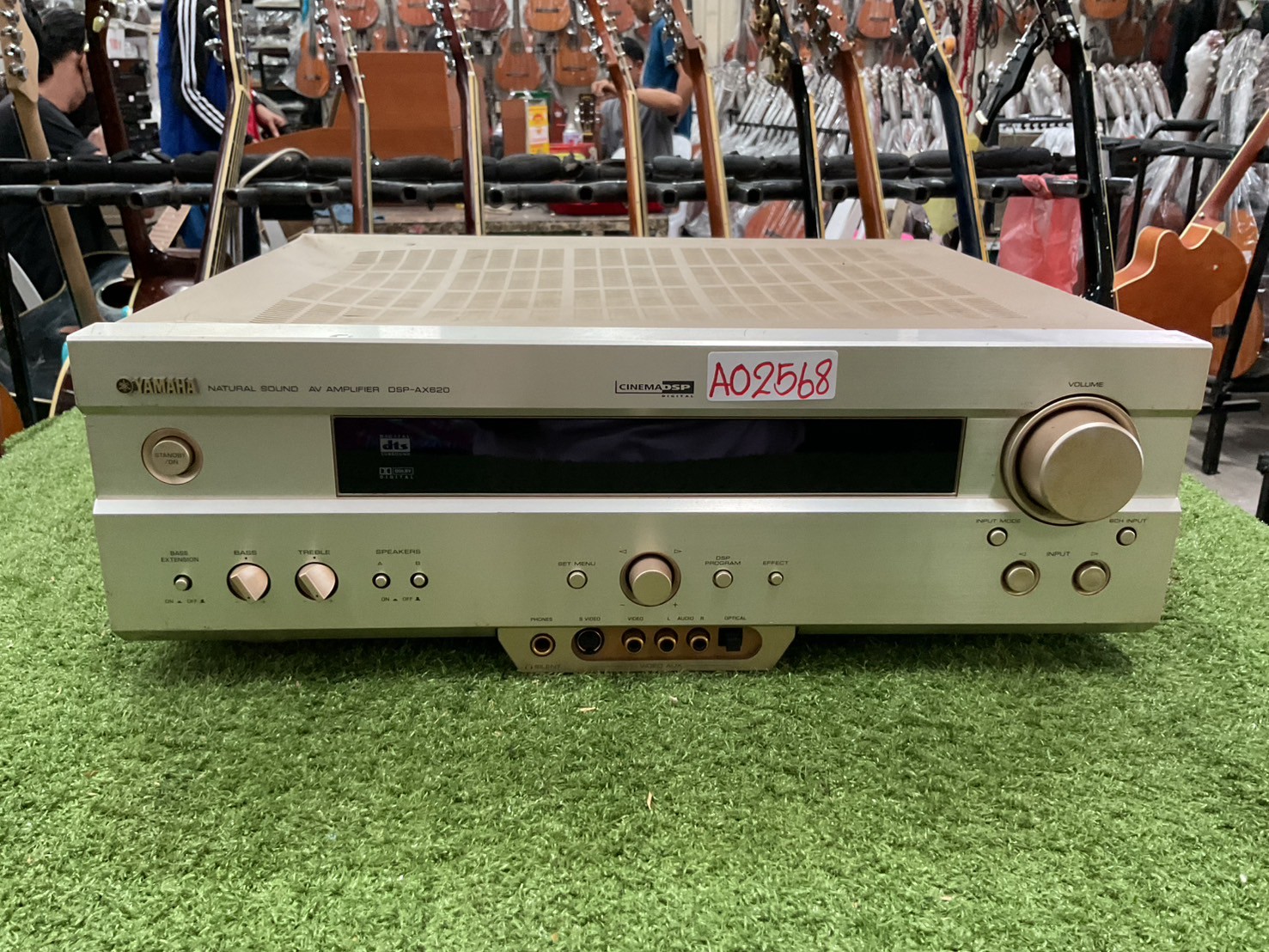 เครื่องขยายเสียง YAMAHA : DSP-AX620