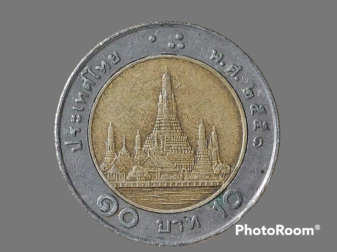 เหรียญ 10 บาท สองสี หมุนเวียน ราคา 10 บาท ปี 2551 แบบเก่า