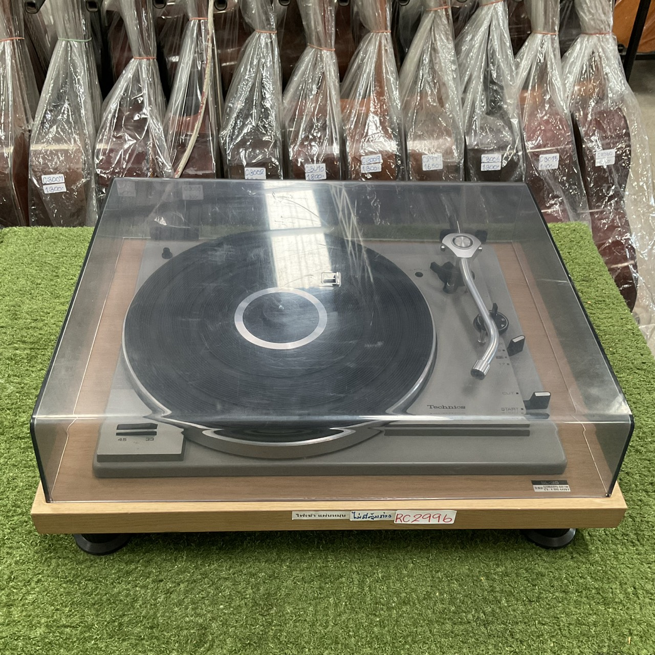 เครื่องเล่นแผ่นเสียง Technics : SL-35