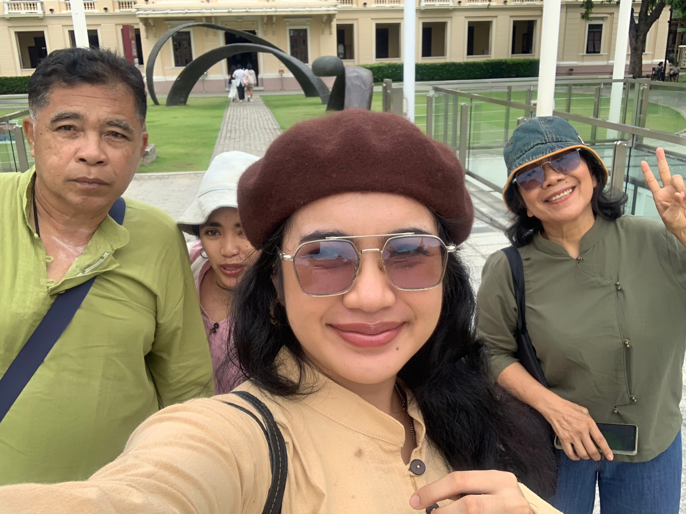 SIVAREE เสื้อผ้าฝ้ายรักษ์โลกไซค์ใหญ่ ดำ,น้ำตาล,เยื้อไม้,ชมภู่,เขียว XXL,XXX