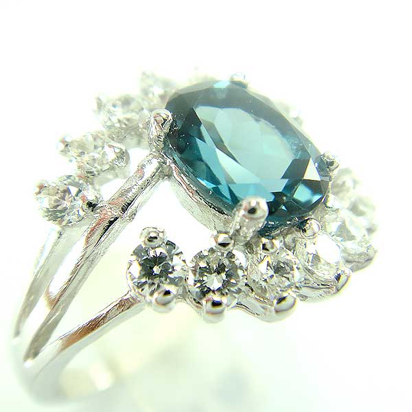 แหวนเงินแท้ราคาถูกชุบทองคำขาว ลอนดอนบลูโทปาซแท้ 1.60 กะรัต เพชรCZ 0.21 กะรัต งานประณีตสวยงาม สั่งผลิตค่ะ