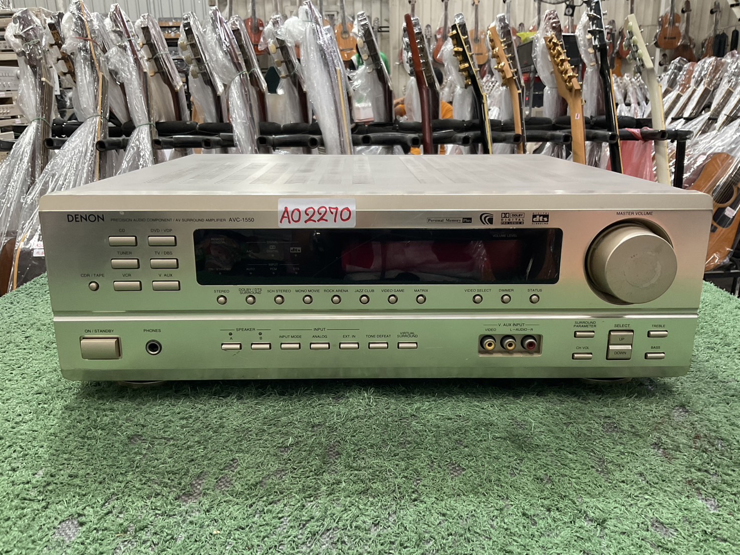 เครื่องขยายเสียง DENON : AVC-1550