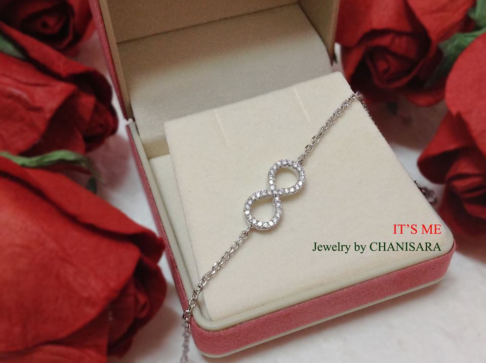 สร้อยข้อมือเงินแท้ Infinity ประดับเพชร cz