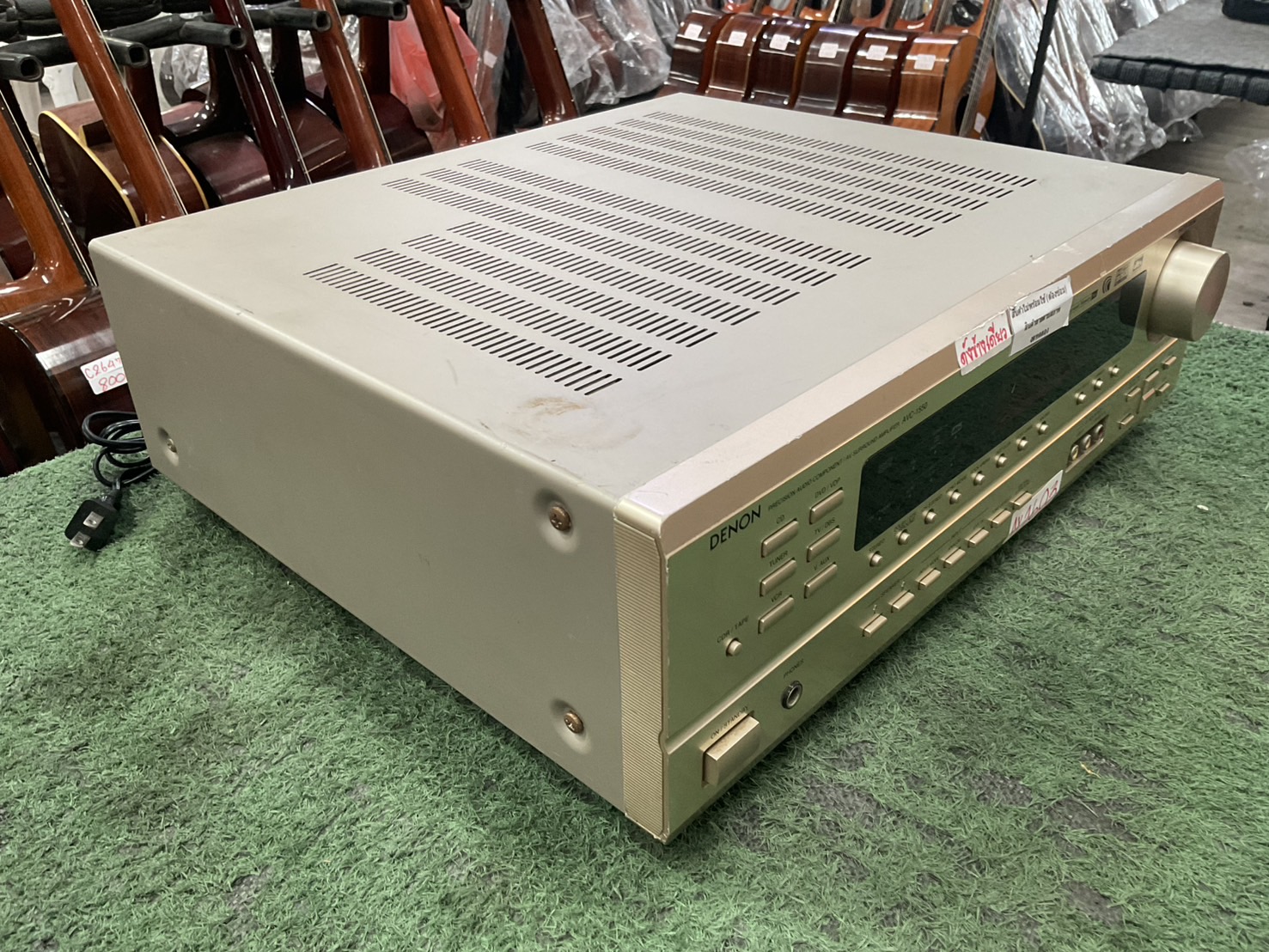 เครื่องขยายเสียง DENON : AVC-1550 สินค้าไม่พร้อมใช้งาน(ต้องซ่อม)