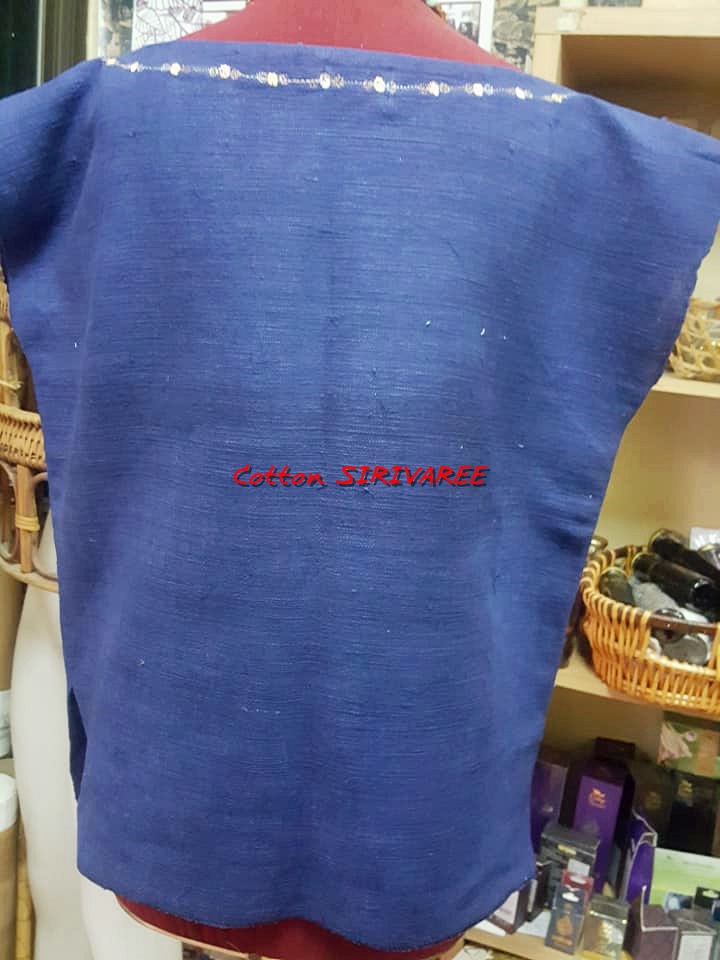 SIRIVAREE,SIVA Thai Cotton 100%, Polo shirt and hand embroidery By Cotton SIRIVAREE Top Thai Brand White, black ,blue ,the sugar L,XL