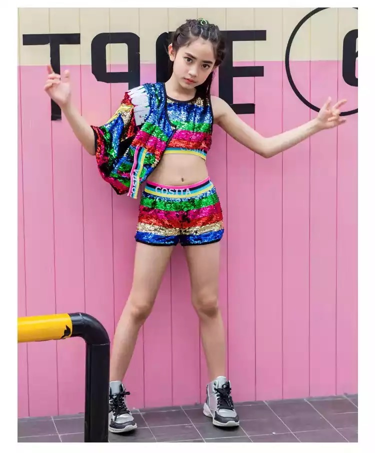 ชุดเต้น ชุดการแสดง เซ็ตแขนกุด ปักเลื่อม ลายตุ๊กตา สีรุ้ง