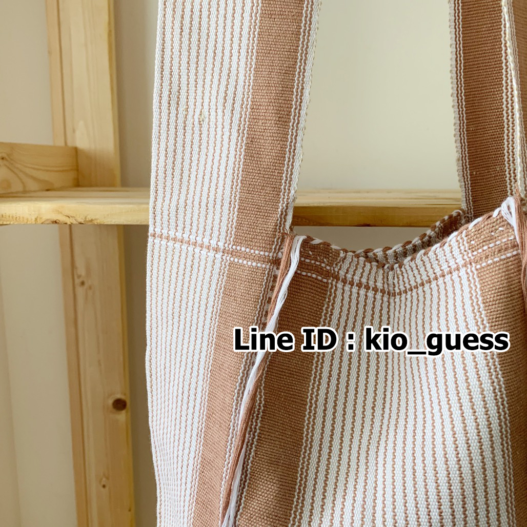 กระเป๋าย่าม ขายย่ามราคาถูก ย่ามกะเหรี่ยง ย่ามชาวเขา ขายย่ามชาวเขา กระเป๋าสะพายข้าง กระเป๋าแฮนด์เมด ของฝากญาติผู้ใหญ่ ย่ามพระ ราคาถูก ลดราคาพิเศษ