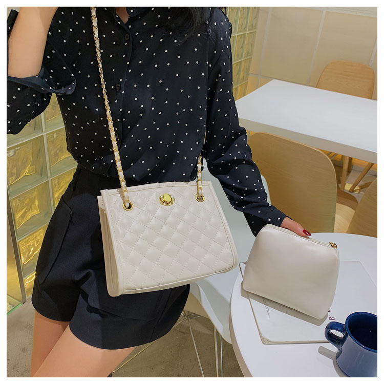 สินค้าพรีออเดอร์ กระเป๋าแฟชั่นสวยหรู มี 4 สี รหัส PO-BAG-052