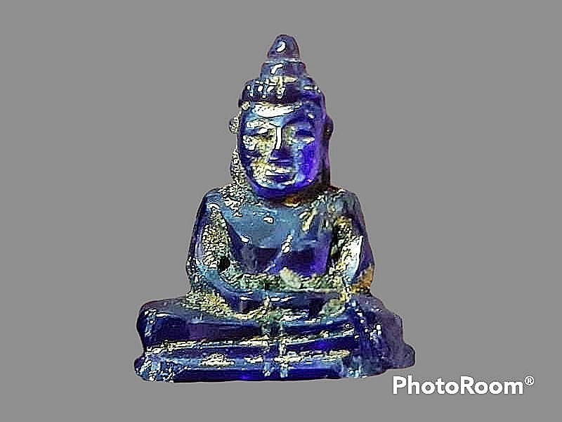 พระแก้ว กรุฮอด หินจุยเจีย (สีม่วง)