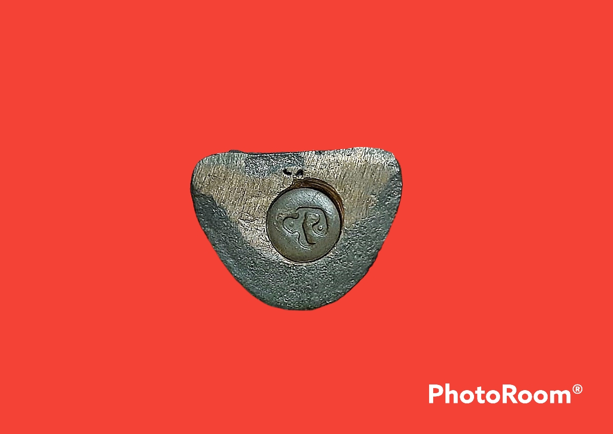 รูปหล่อกริ่ง พระภาวนาพรหมคุณ (หลวงพ่อเมตตานุศาสน์) วัดกุฎีทอง จ.สิงห์บุรี เนื้อนวะโลหะ ปี 2541 พร้อมกล่องจากวัดเดิมๆ