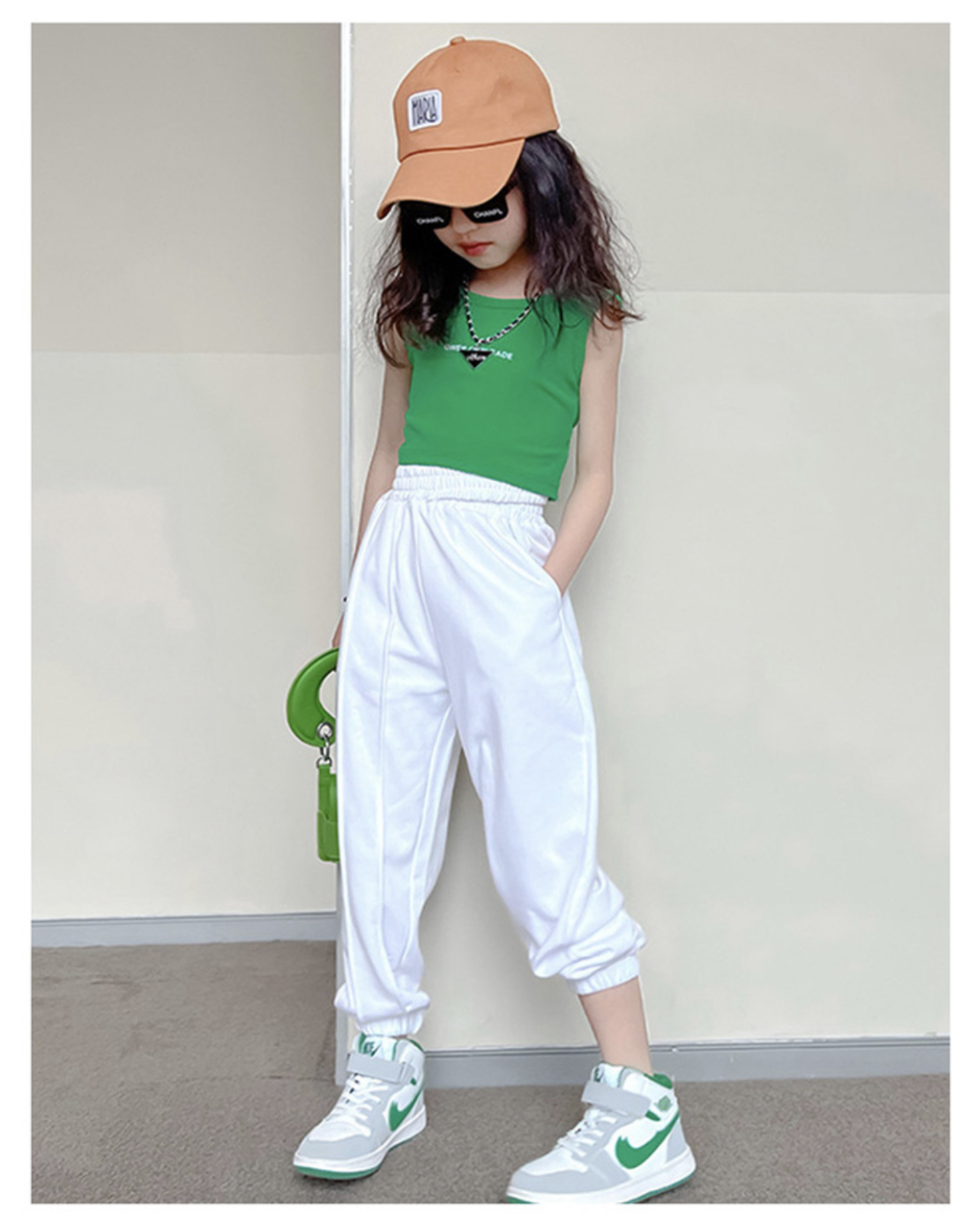 ชุดเต้น ชุด cover dance เสื้อคอวี+กางเกงขายาว