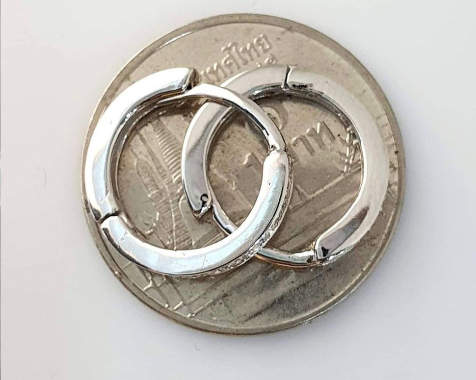 พร้อมส่งและสั่งผลิตต่างหูเพชรแท้ใส่ติดหูคู่เดียวคุ้ม สวยจบค่ะ สีทองและทองคำขาว แต่งงาน หมั้น ใส่เที่ยว ออกงาน ทองคำ 9K เพชรแท้ 0.10 กะรัต ราคาถูกมาก ส่งฟรี