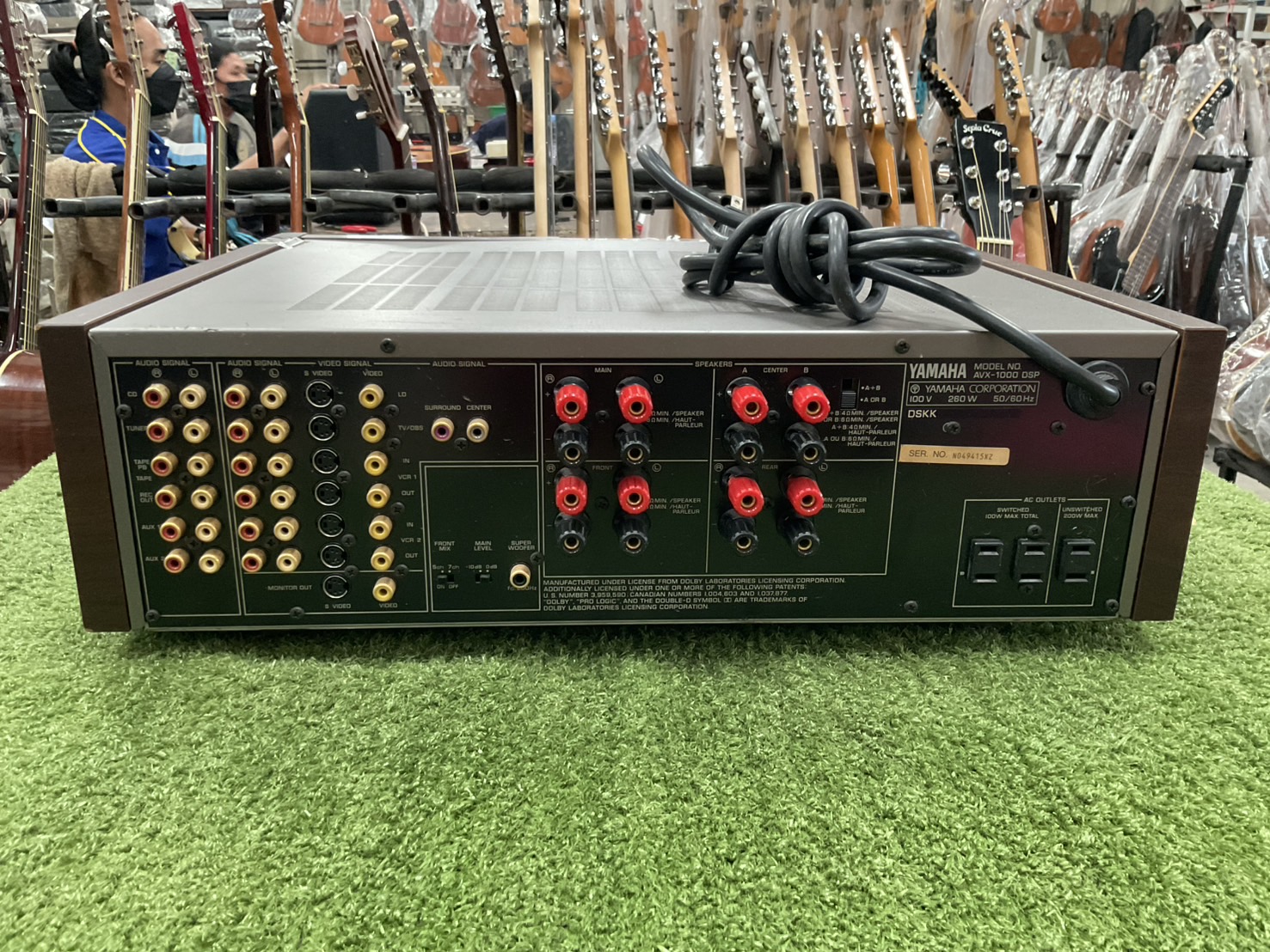 เครื่องขยายเสียง YAMAHA : AVX-1000 DSP สินค้าไม่พร้อมใช้งาน (ต้องซ่อม)