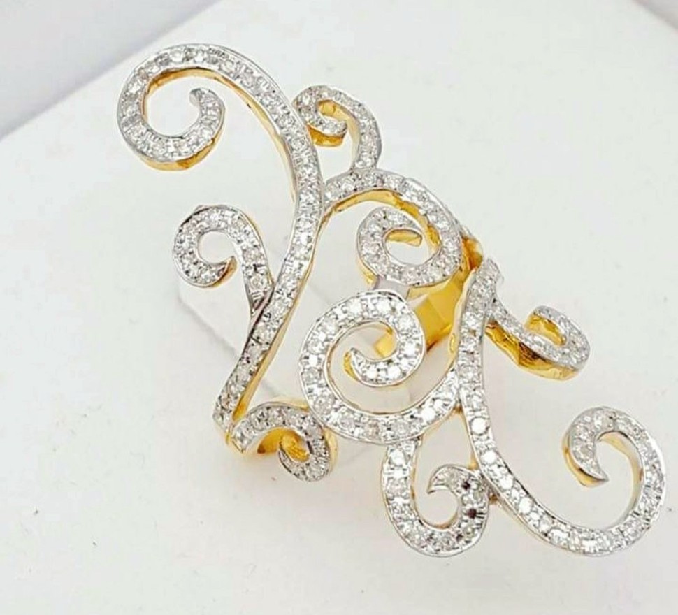 พร้อมส่งและสั่งผลิตแหวนเพชรอลังๆแหวนคุณระย้า สะดุดตา แหวนแต่งงาน แหวนหมั้น ใส่เที่ยว ออกงาน แหวนทองคำ 9K เพชรกุหลาบแท้ 0.68 กะรัต 132 เม็ด ราคาถูกมาก ส่งฟรี