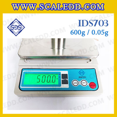 เครื่องชั่งดิจิตอล พิกัด 600g x 0.05g เครื่องชั่งน้ำหนัก600กรัม เครื่องชั่งดิจิตอล600กรัม ตาชั่ง600 กรัม ยี่ห้อ SDS รุ่น IDS703