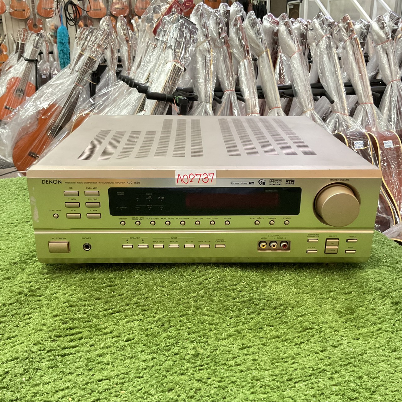 เครื่องขยายเสียง DENON : AVC-1550