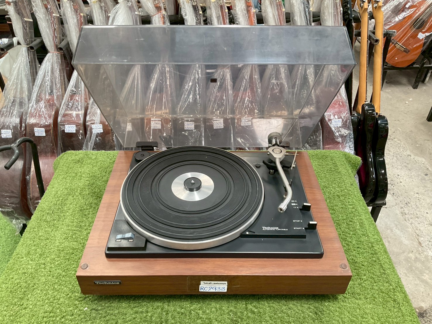 เครื่องเล่นแผ่นเสียง Technics : SL-29