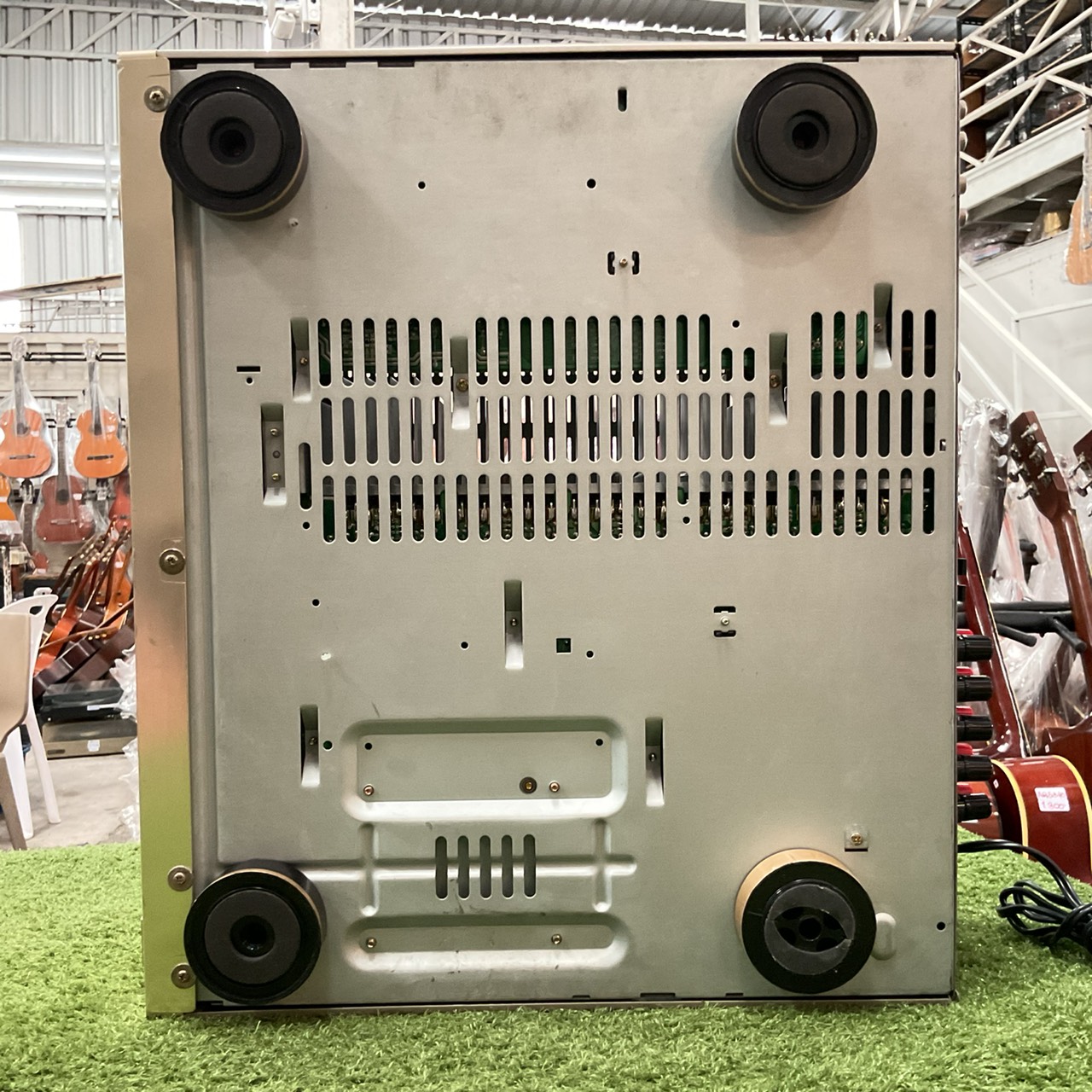 เครื่องขยายเสียง DENON : AVC-1550 สินค้าไม่พร้อมใช้งาน (ต้องซ่อม)