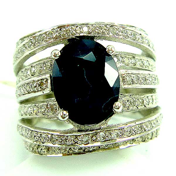 แหวนเงินแท้ราคาถูกชุบทองคำขาว ไพลินแท้ 3.35 กะรัต เพชรCZ 0.882 กะรัต งานประณีตสวยงาม สั่งผลิตค่ะ