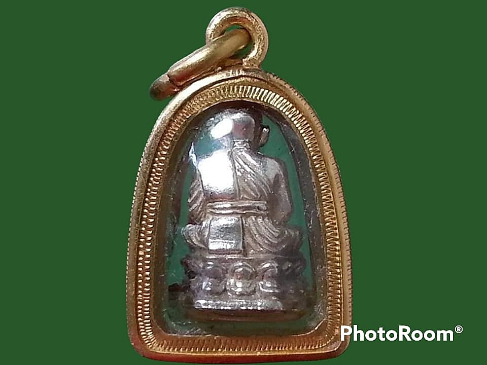 รูปเหมือน หลวงปู่ทวด วัดช้างให้ จ.ปัตตานี เลี่ยมทองคำ