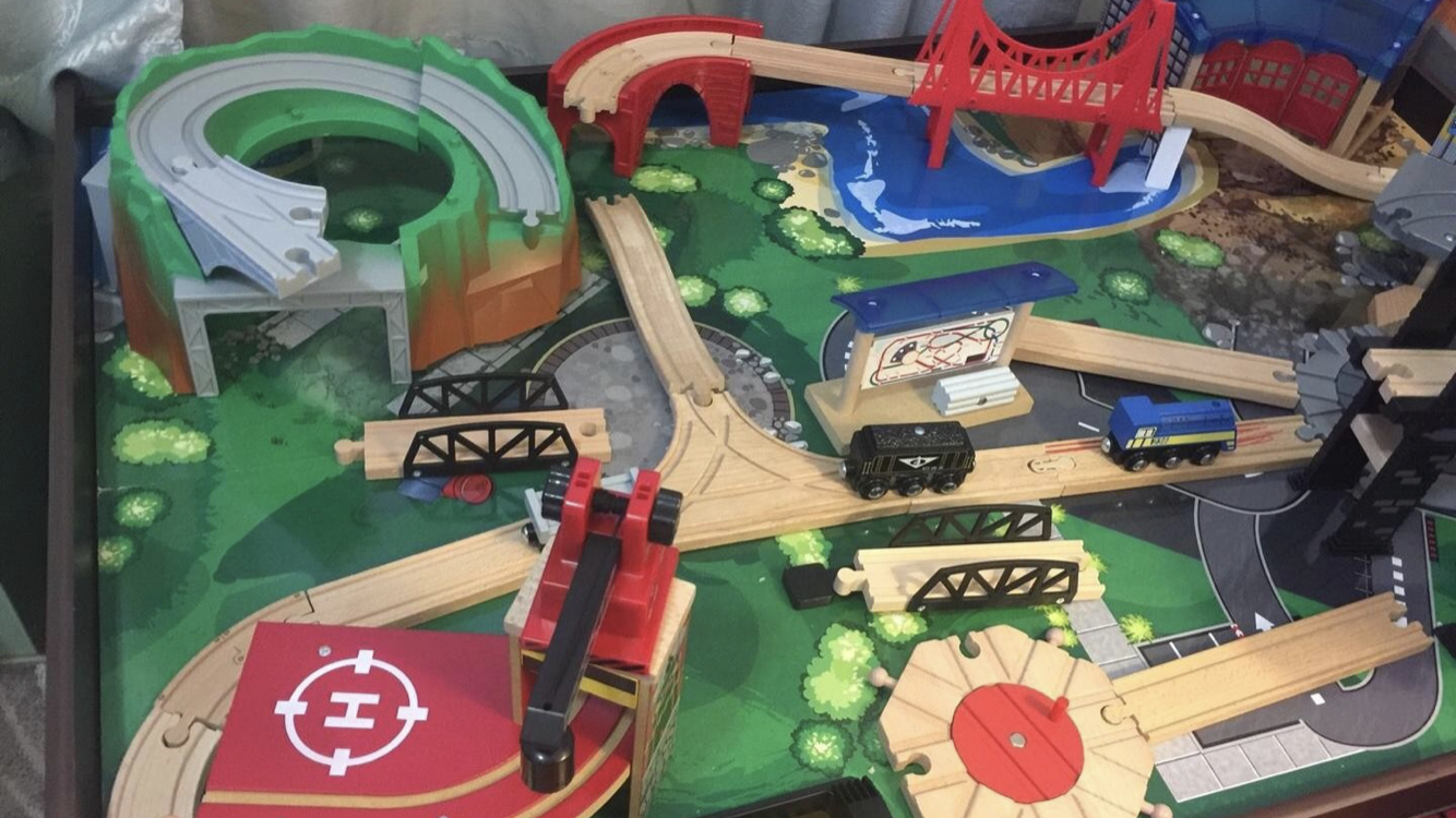 โต๊ะรถไฟ Imaginarium Metro Line Train Table