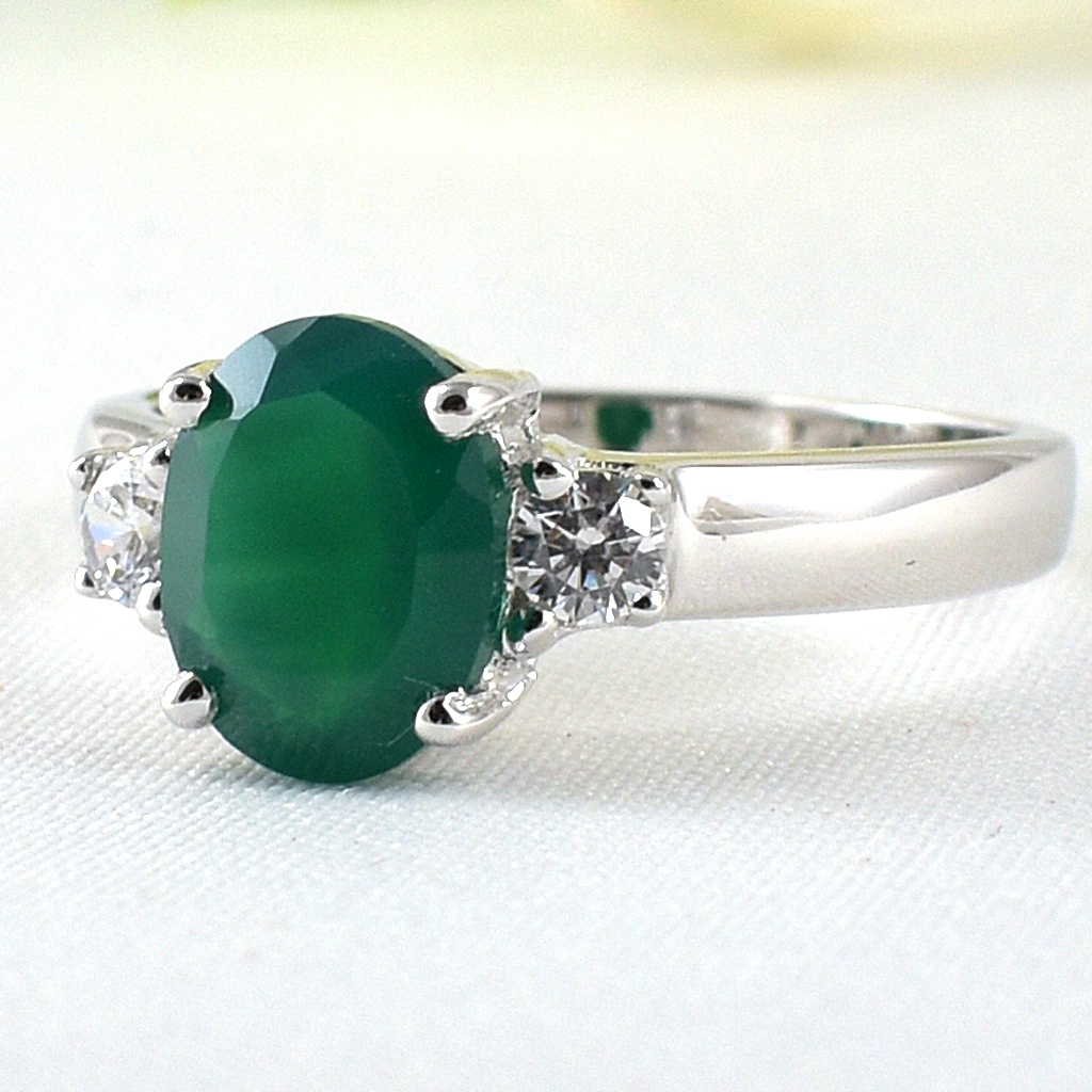 แหวนเงินแท้ราคาถูกชุบทองคำขาว พลอยแท้กรีนอะเกท 1.80 กะรัต เพชรCZ 0.20 กะรัต งานประณีตสวยงาม สั่งผลิตค่ะ