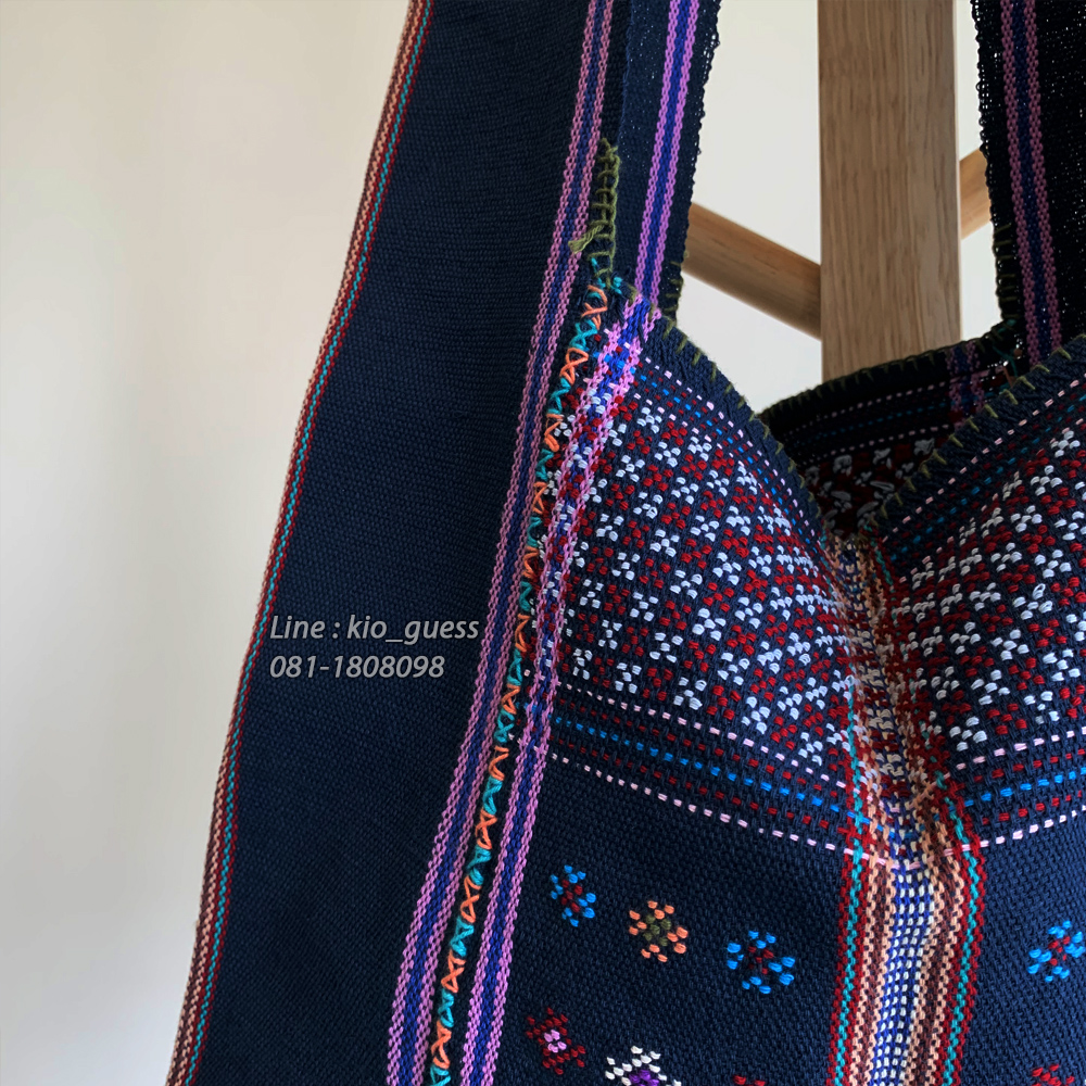 ย่าม ไซส์ L ย่ามชนเผ่า ย่ามปักมือ ย่ามผ้าฝ้าย งานเย็บมือ กระเป๋าย่าม ย่ามผ้าทอมือ กระเป๋าย่ามพื้นเมือง ของฝากภาคเหนือ ย่ามกะเหรี่ยง ราคาถูก ลดราคา กระเป๋าสะพายข้าง งานแฮนด์เมด กระเป๋าผ้าแนวๆ สะพายข้าง พาดไหล่ ของฝากญาติผู้ใหญ่ ของฝากชาวต่างชาติ ย่ามพระ