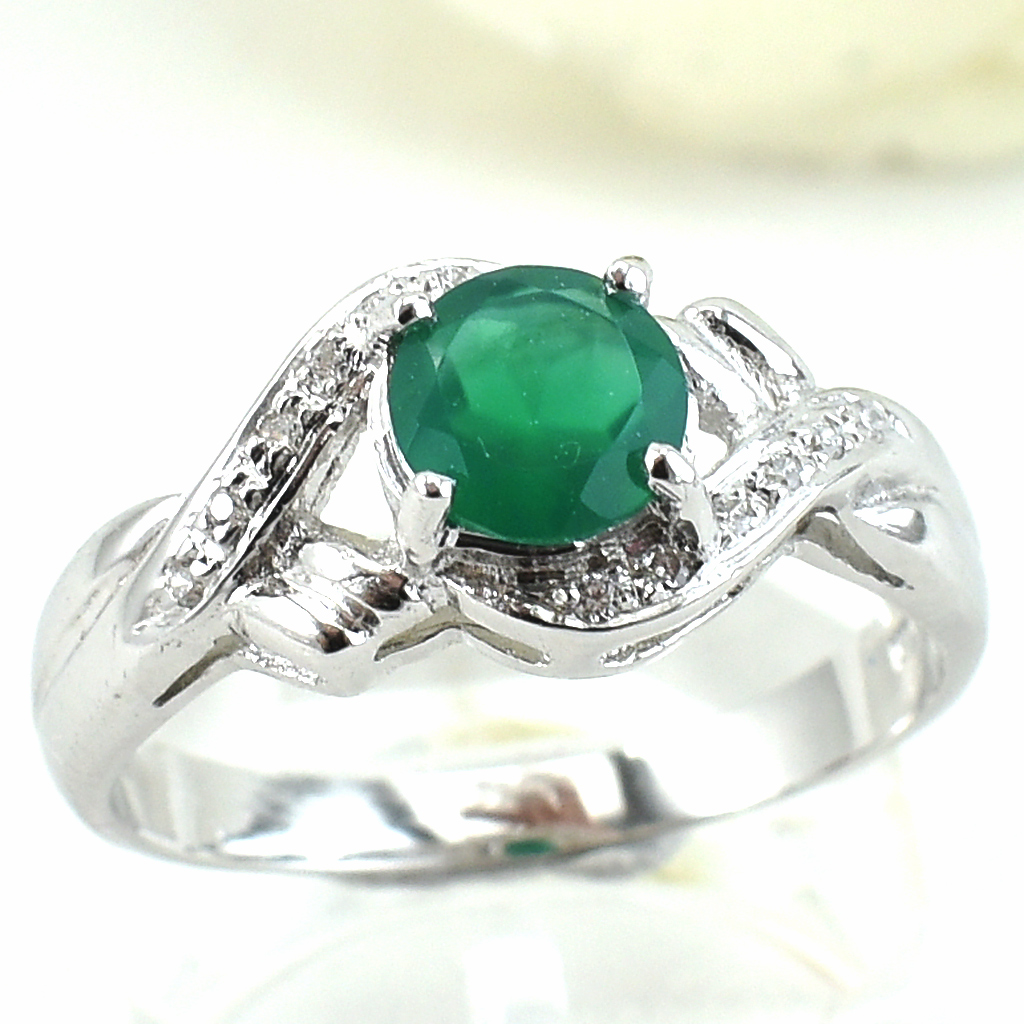 แหวนเงินแท้ราคาถูกชุบทองคำขาว พลอยแท้กรีนอะเกท 0.95 กะรัต เพชรCZ 0.042 กะรัต งานประณีตสวยงาม สั่งผลิตค่ะ