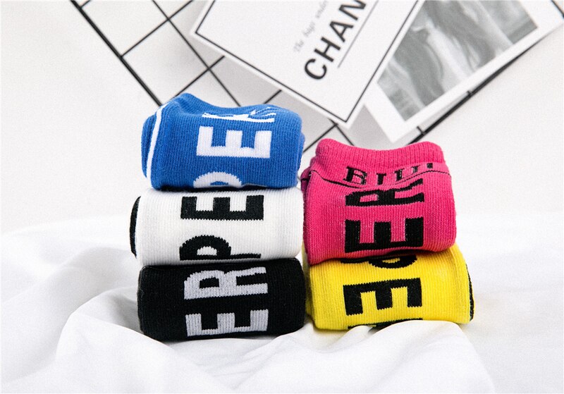 friendly4kid พร้อมส่ง ถุงเท้า แบบยาว เด็ก-เด็กโต ลายอักษร SUPER