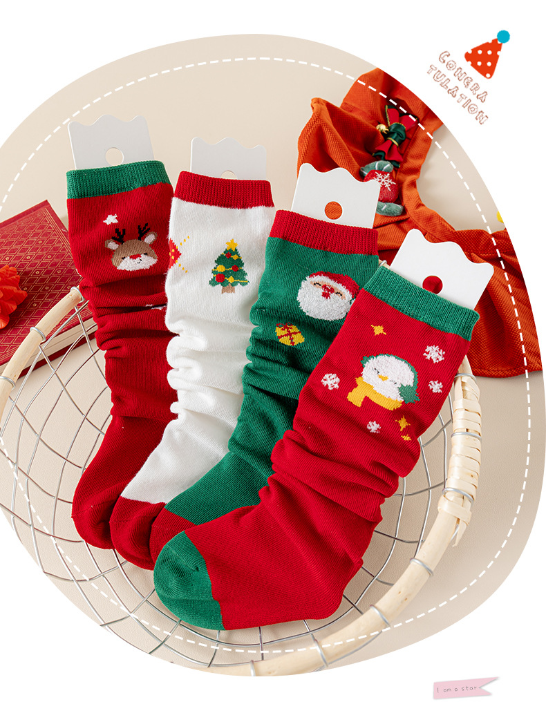 friendly4kid ถุงเท้ายาว ถุงเท้าเด็ก สีแดง คริสมาสต์