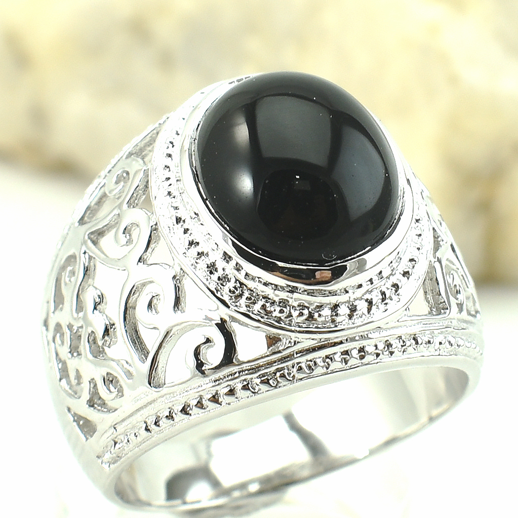 แหวนเงินแท้ราคาถูกชุบทองคำขาว นิลแท้ 5.15 กะรัต งานประณีตสวยงาม สั่งผลิตค่ะ