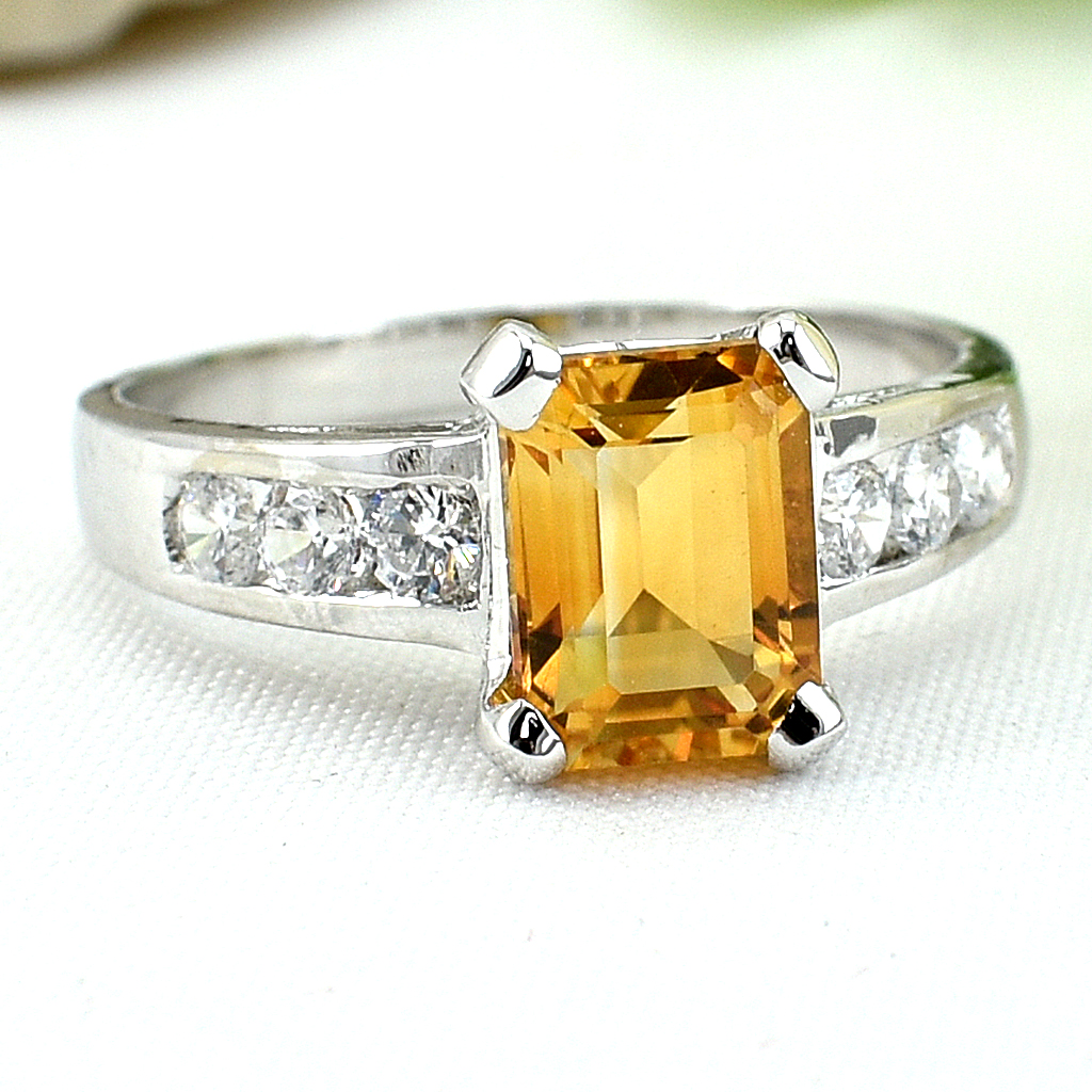 แหวนเงินแท้ราคาถูกชุบทองคำขาว ซิทรินแท้ 1.60 กะรัต เพชรCZ 0.30 กะรัต งานประณีตสวยงาม สั่งผลิตค่ะ