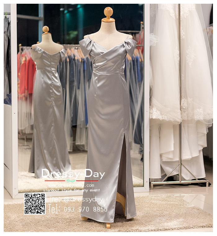 รหัส ชุดราตรียาว : PFL098 ชุดราตรียาว สีเทา/เงิน ไหล่เปาด เข้ารูป ผ่าด้านข้างสุดเซ็กซี่ เหมาะใส่ออกงานกลางคืน งานแต่งงาน งานกาล่าดินเนอร์ งานเลี้ยง งานพรอม งานรับกระบี่