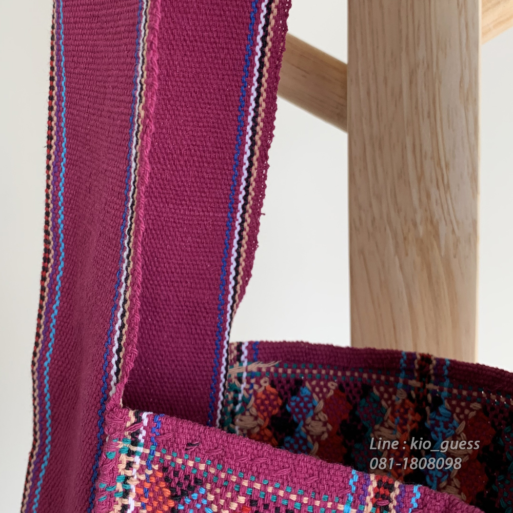 ย่าม ย่ามชนเผ่า ย่ามปักมือ ย่ามผ้าฝ้าย งานเย็บมือ กระเป๋าย่าม ย่ามผ้าทอมือ กระเป๋าย่ามพื้นเมือง ของฝากภาคเหนือ ย่ามกะเหรี่ยง ราคาถูก ลดราคา กระเป๋าสะพายข้าง งานแฮนด์เมด กระเป๋าผ้าแนวๆ สะพายข้าง พาดไหล่ ของฝากญาติผู้ใหญ่ ของฝากชาวต่างชาติ ย่ามพระ