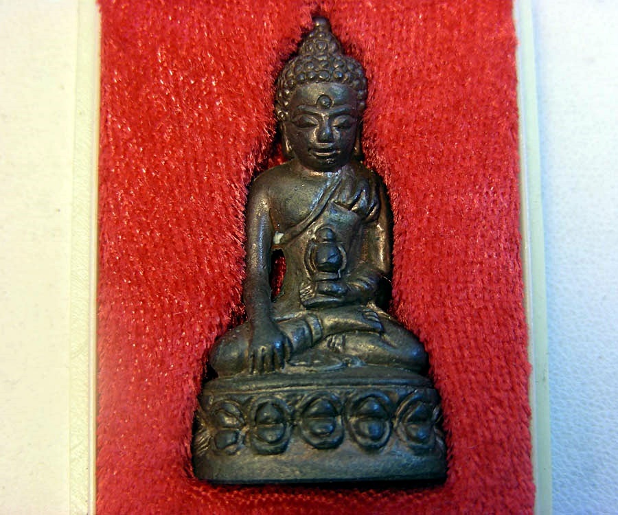 พระกริ่งเฉลิมพล เนื้อนวะโลหะ ปี 2539 รุ่นสร้างโรงพยาบาลโคกโพธิ์ จ.ปัตตานี กล่องเดิม