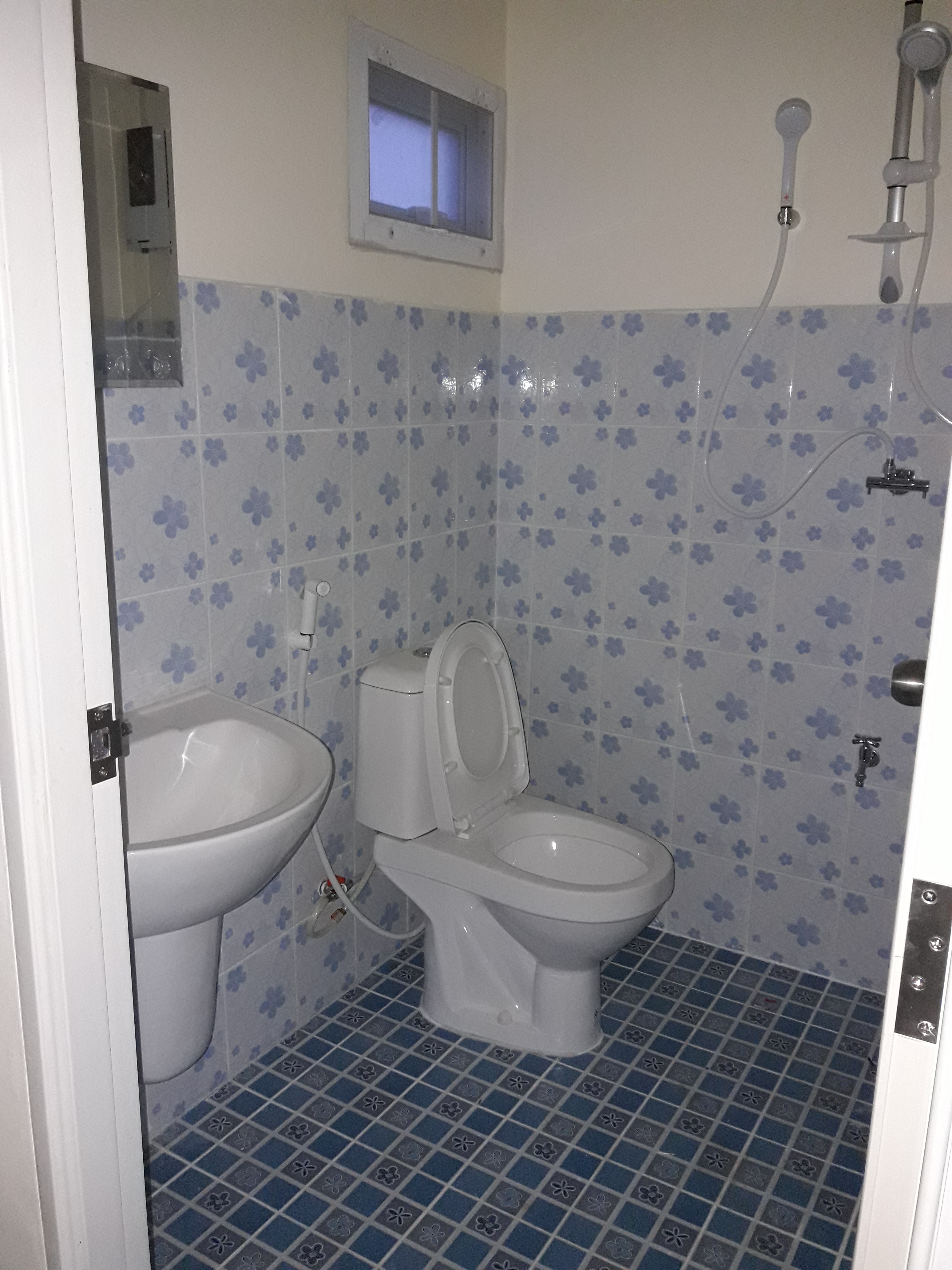 2นอน1นั่งเล่น รวมติดตั้งเทพื้น