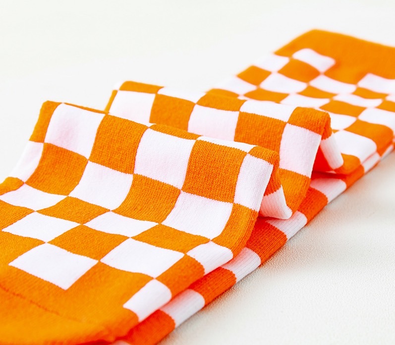 พร้อมส่ง ถุงเท้ายาว ลายหมากรุก สีพื้น มีไซส์ เด็กเล็ก-เด็กโต