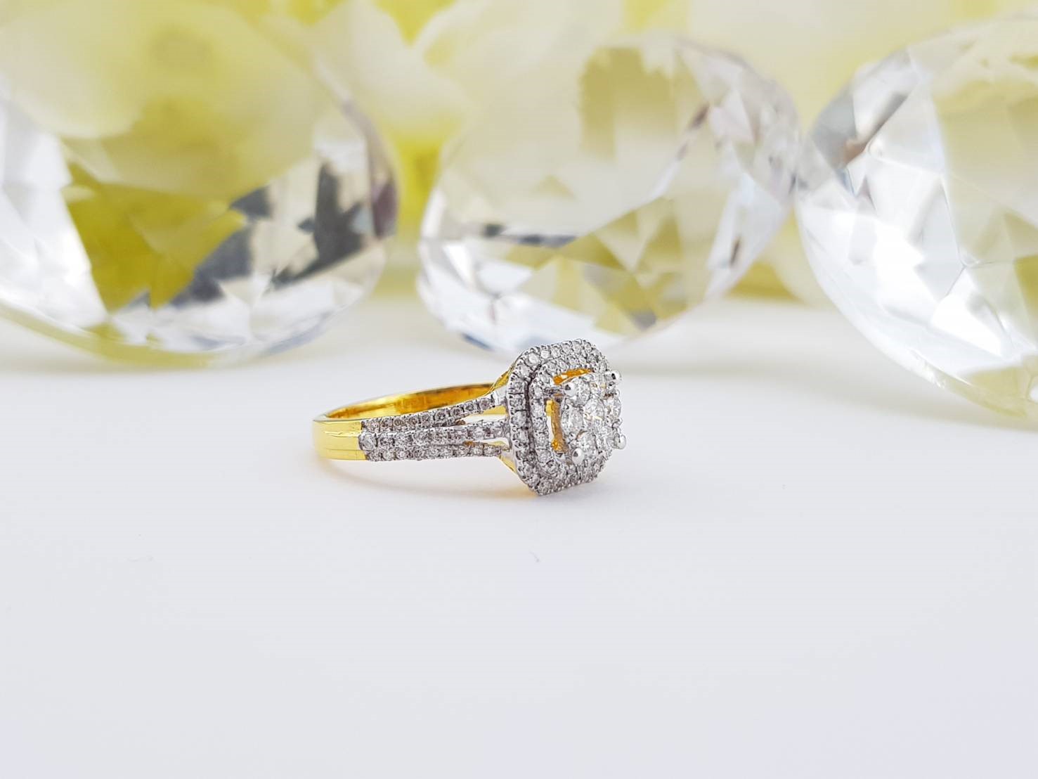 สั่งผลิตเพชรเบลเยี่ยมคัท แหวนแต่งงาน แหวนหมั้น ใส่เที่ยว ออกงาน แหวนทองคำ 18K เพชรแท้ 0.62 กะรัต 3.58 กรัม น้ำ 99 ราคาถูกมาก มีใบรับประกันค่ะ