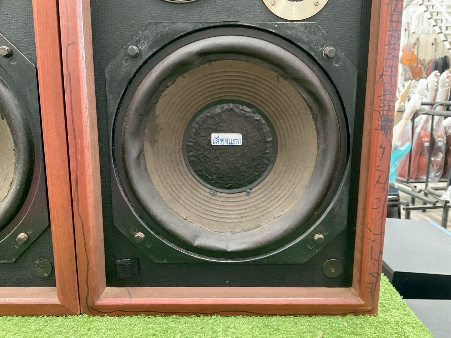 ลำโพง DIATONE : DS-301 สินค้าไม่พร้อมใช้งาน(ต้องซ่อม)