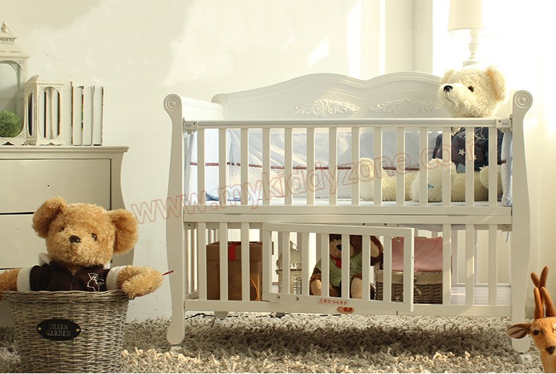 เตียงนอนเด็ก European White Premium TP21045 (WD3)