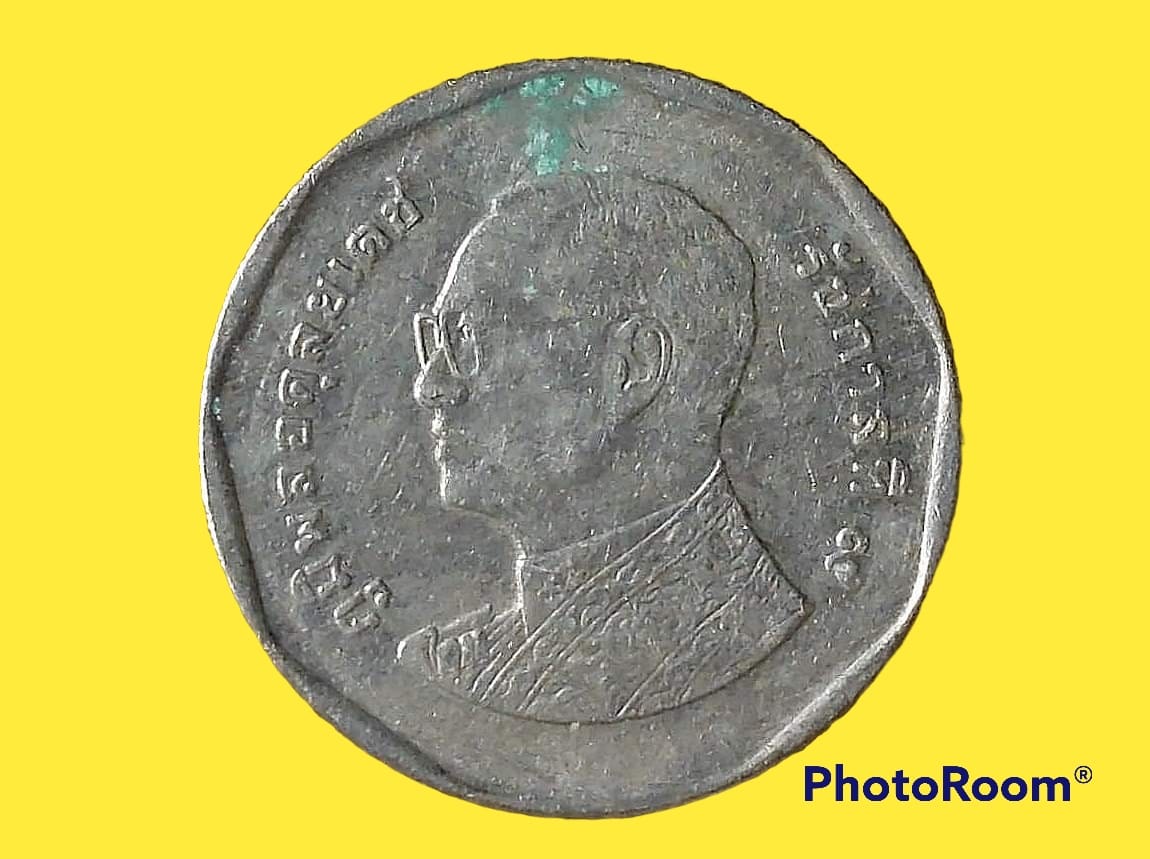 เหรียญ เงินหมุนเวียน รัชกาลที่ 9 5 Baht RAMA 9 แบบใหม่ 2012