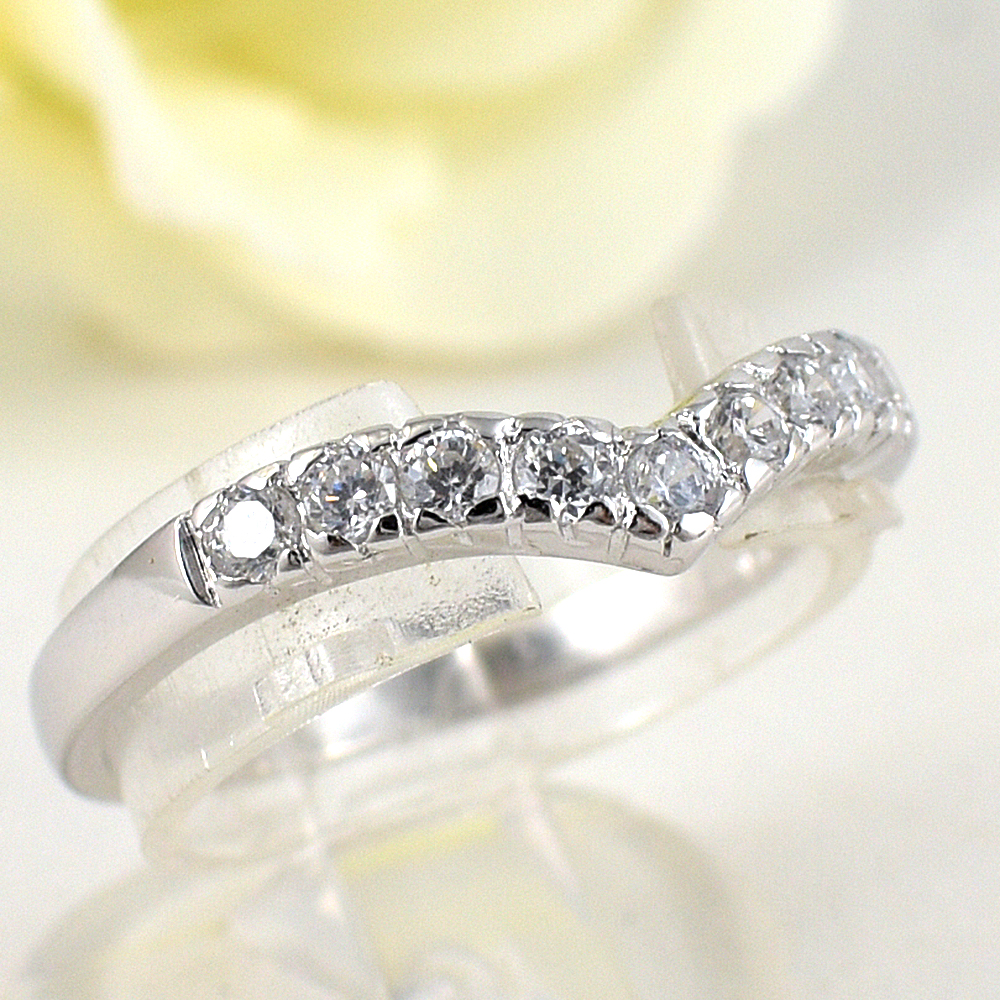 แหวนเงินแท้ราคาถูกชุบทองคำขาว เพชรCZแท้ 0.27 กะรัต งานประณีตสวยงาม สั่งผลิตค่ะ