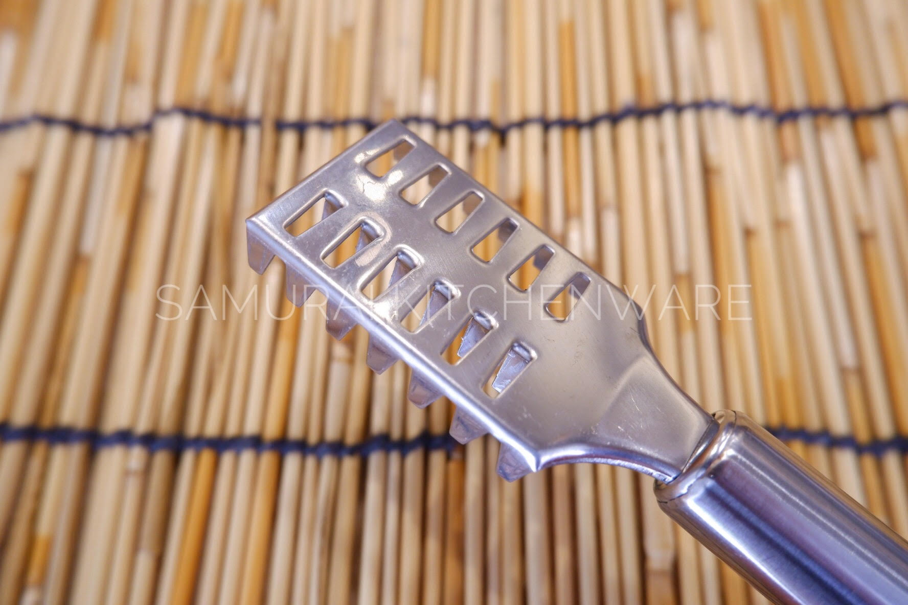 ที่ขอดเกล็ดปลา ที่ขูดเกล็ดปลา สแตนเลส (หัวเหลี่ยม)