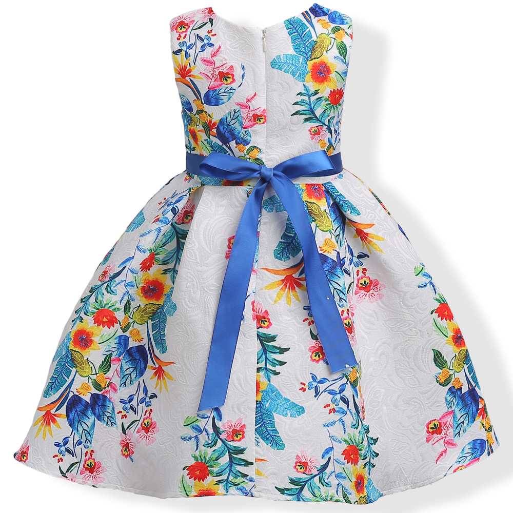 ชุดเด็ก : ชุดออกงาน สีขาวแขนกุด ลายดอกสีฟ้า