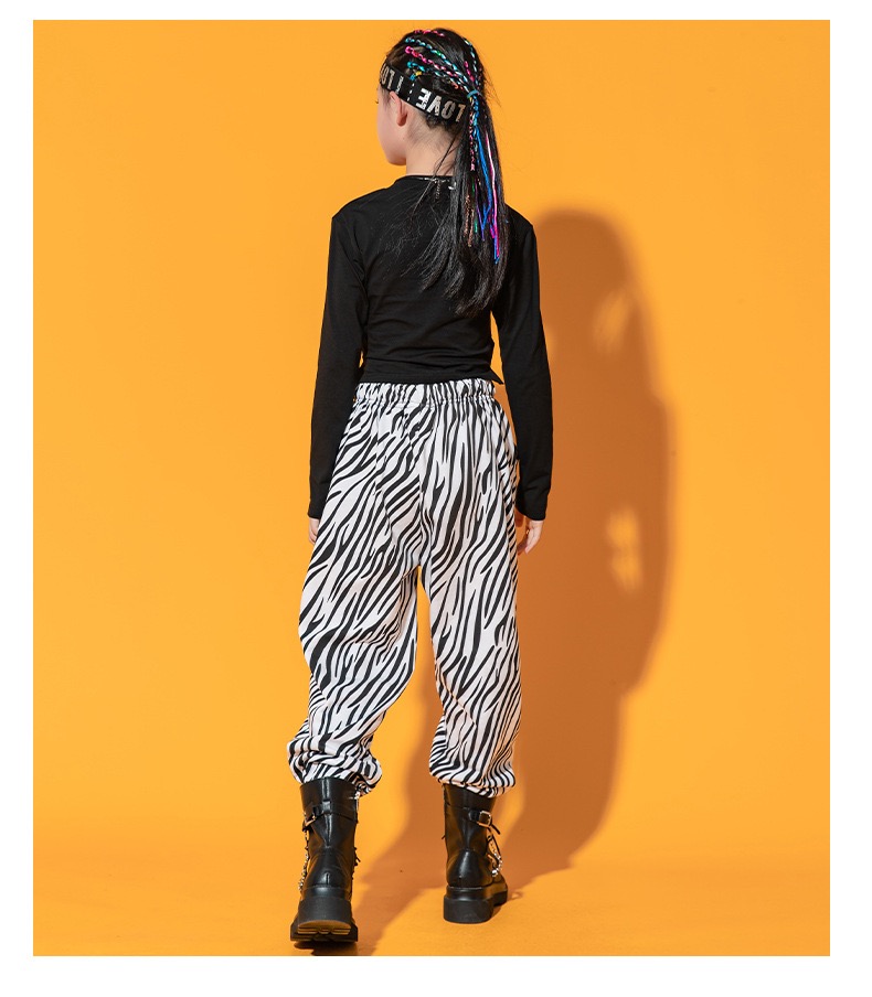 ชุดเต้น ชุดฮิปฮอป เสื้อแขนยาว เอวไขว้ พร้อมกางเกงขาขายาว ม้าลาย